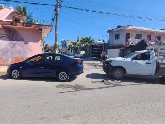 En el accidente no se reportaron lesionados, solo daños materiales