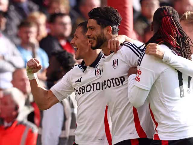 Raúl Jiménez anota su gol 100 en la Premier League