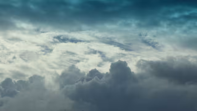 Se recomienda a la población cancunense en estar al pendiente de cualquier actualización con respecto al clima