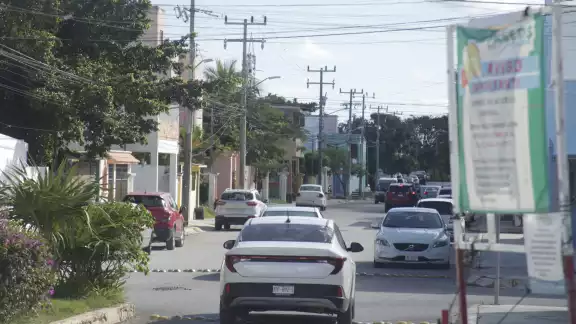 Pese a las quejas constantes de los habitantes, la compañía no les ha dado solución