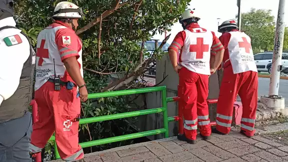 Se arroja tras discutir con su pareja sentimental después de consumir alcohol