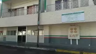 Denuncian cobros excesivos en la Recaudadora de Rentas del SATQR