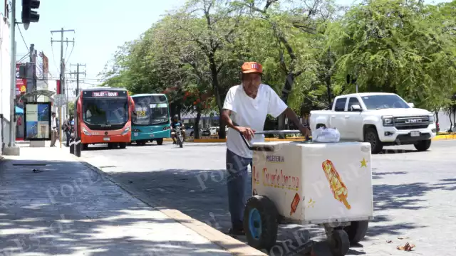 Hay días que por los malestares, no quiere vender, pero al ser su única fuente de dinero, se levanta y sale