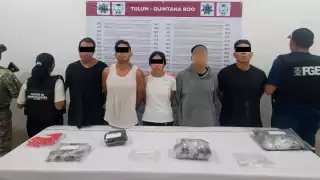 Los detenidos fueron presentados por las autoridades.