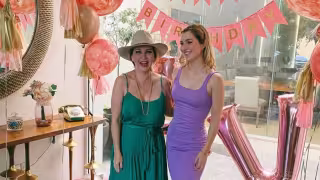 La hija de Alicia Villarreal hace polémicas publicaciones sobre la situación que vive la cantante 