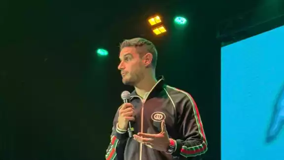 Adrián Marcelo manda fuerte mensaje contra Gala Montes por ocultar su relación
