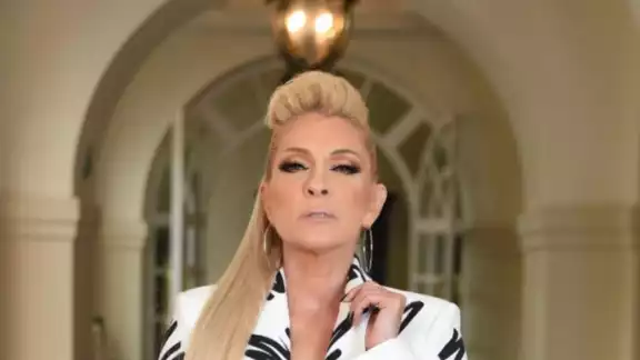 Yuri se despidió de Paquita la del Barrio con un emotivo mensaje