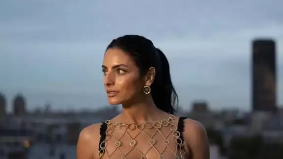 Aislinn Derbez rompe el silencio y le responde a Mauricio Ochmann por culpar al reality familiar de su divorcio Aislinn Derbez rompe el silencio y le responde a Mauricio Ochmann por culpar al reality familiar de su divorcio