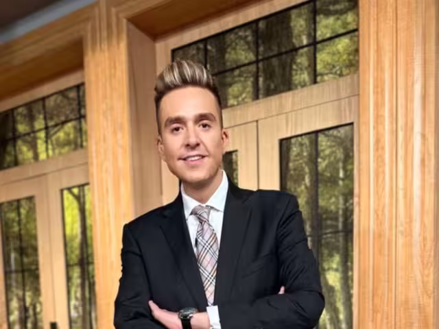 Daniel Bisogno reapareció en redes sociales con emotiva foto junto a su hija