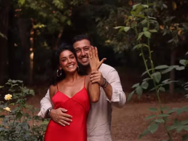 Ale Capetillo compartió que su prometido la visitó en su prueba de vestid