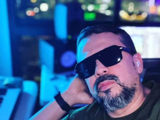 Cruz Martínez reapareció y aseguró que Alicia Villarreal está mintiendo