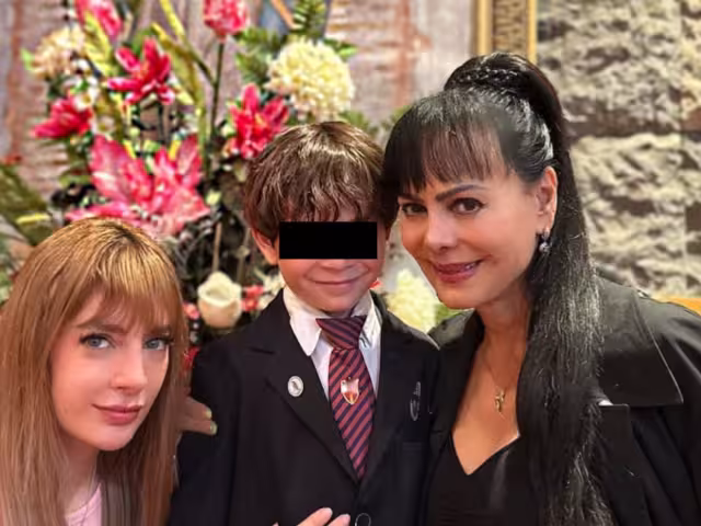 José Julián manda mensaje a Maribel Guardia, después de ser separado de su madre