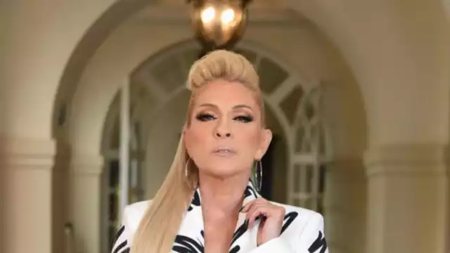 Yuri se despidió de Paquita la del Barrio con un emotivo mensaje