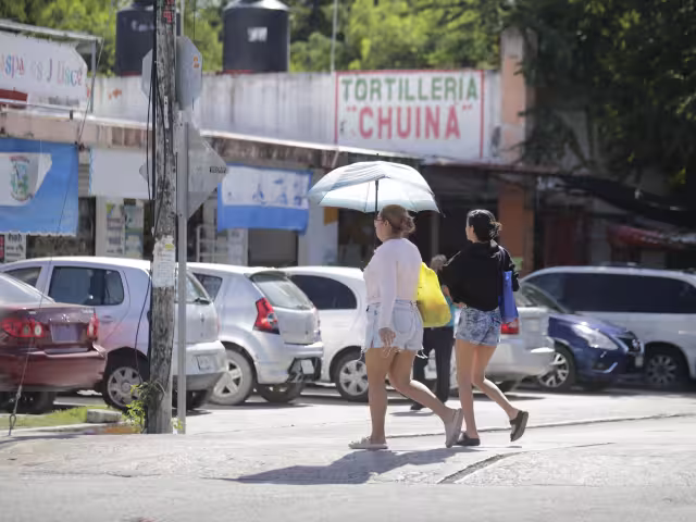 El clima de Cancún pronostica rayos de sol durante la tarde, aunque en las primeras horas de la mañana cielo nublado