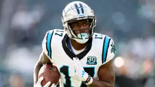 Receptor de NFL revela su peculiar cena de Acción de Gracias: un mapache cazado por él  