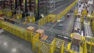 SAT detecta fraudes en importaciones de empresas de paquetería y mensajería 