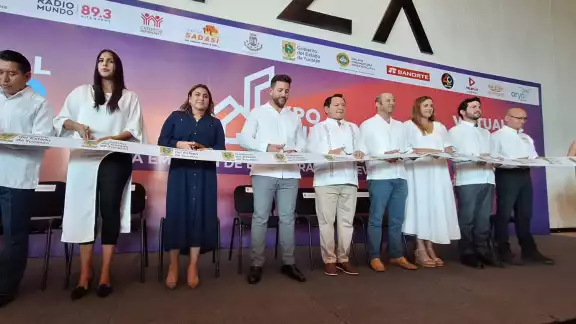 También estuvo la alcaldesa de Mérida, Cecilia Patrón