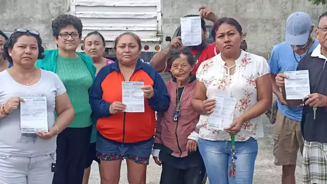 Los recibos de luz llegan puntualmente aunque carecen de agua desde hace meses