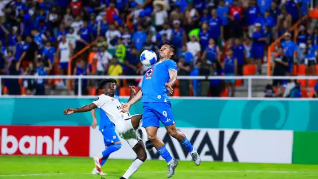 La Máquina debuta con victoria