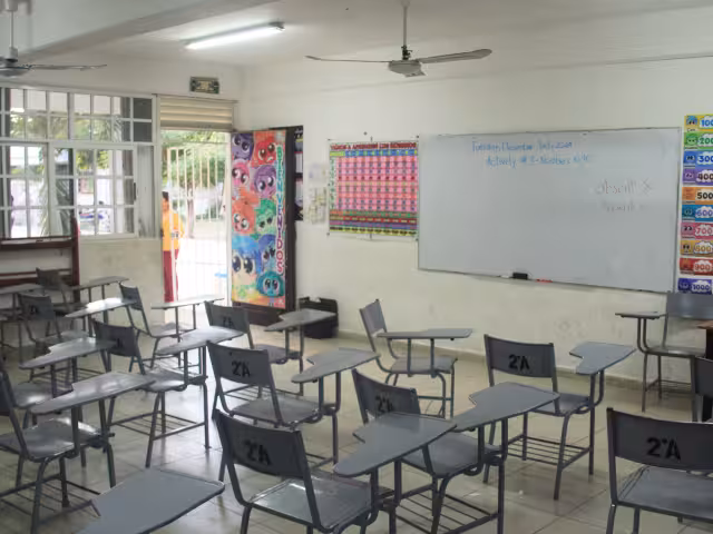 Pidieron a las autoridades y maestros solucionar el problema