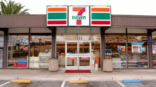 ¿Quién es la influencer en riesgo de perder su embarazo por agresión en el 7 Eleven?