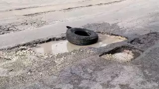 Vecinos de la región 93 de Cancún exigen  mantenimiento de calles