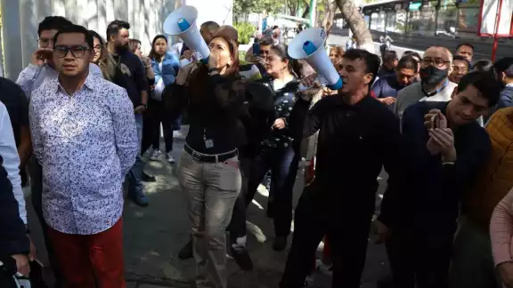 La Presidenta de México cuestionó las razones detrás de la interrupción del proceso de selección de candidatos para la elección judicial La Presidenta de México cuestionó las razones detrás de la interrupción del proceso de selección de candidatos para la elección judicial