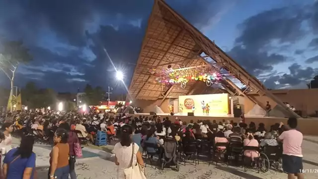 Celebran Tradicional Feria del Queso de Bola en Cancún