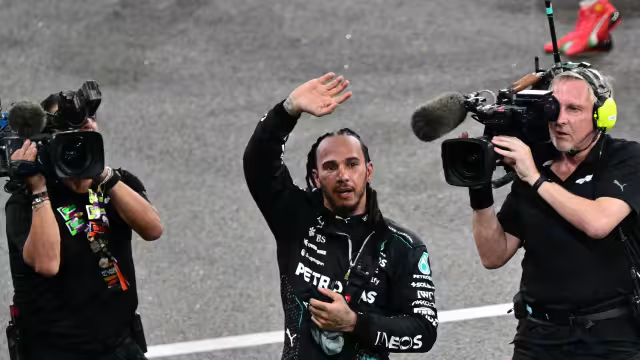 Hamiltón será presentado con Ferrari en los próximos días