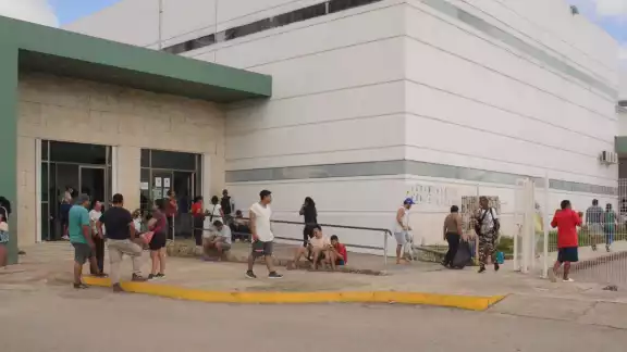 Expertos en salud instan a la ciudadanía a extremar la higiene y a evitar compartir productos faciales, como cosméticos, toallas y pañuelos para evitar contagio Expertos en salud instan a la ciudadanía a extremar la higiene y a evitar compartir productos faciales, como cosméticos, toallas y pañuelos para evitar contagio