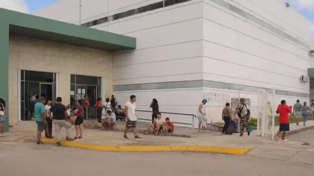 Expertos en salud instan a la ciudadanía a extremar la higiene y a evitar compartir productos faciales, como cosméticos, toallas y pañuelos para evitar contagio