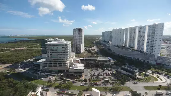 El turismo continúa siendo el pilar más fuerte de la economía de Quintana Roo