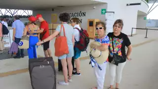 Emprenden aventura en familia: Madre e hija viajan hasta Cancún para conocer el Tren Maya