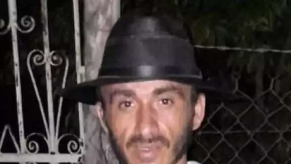 Familiares de Joseph Ozzieo Becerril Vázquez, de 28 años, piden la colaboración de la ciudadanía para dar con su paradero Familiares de Joseph Ozzieo Becerril Vázquez, de 28 años, piden la colaboración de la ciudadanía para dar con su paradero