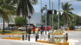  Tormenta Tropical “Helene” provoca cierre temporal de 15 áreas en Cancún