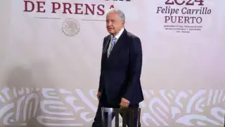 Andrés Manuel López Obrador rechaza plasmar en oro su frase icónica en el Congreso de Oaxaca