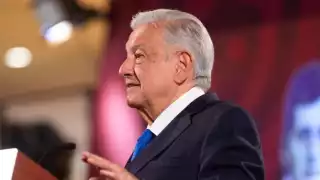 AMLO critica protesta por sobrerrepresentación en el Congreso: "La doctrina del conservadurismo es la hipocresía"