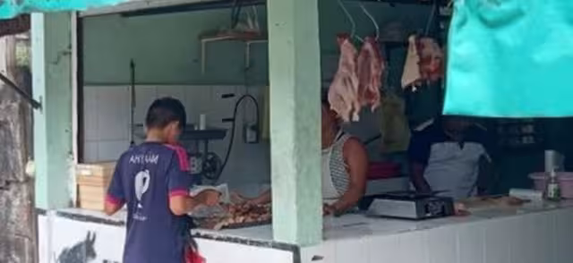 El retorno de los alumnos a las aulas habría ocasionado la caída en las ventas