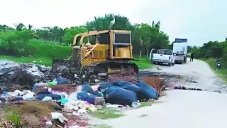 Autoridades de Sabancuy liberan acceso al basurero tras reclamo de vecinos
