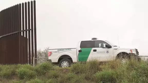 La patrulla fronteriuza detuvo al familiar de una funcionaria técnica-administrativa, del Consulado mexicano de Presidio, Texas