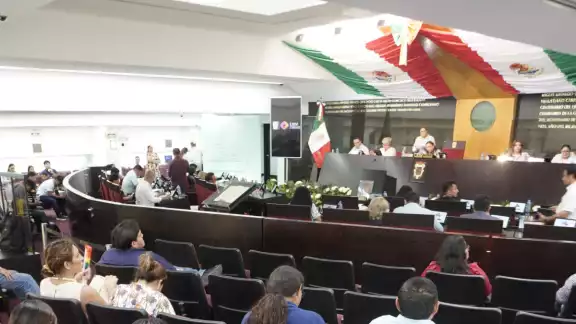 Refiere a la modificación de los artículos 18, 19, 24, 54, 63, 65 Refiere a la modificación de los artículos 18, 19, 24, 54, 63, 65