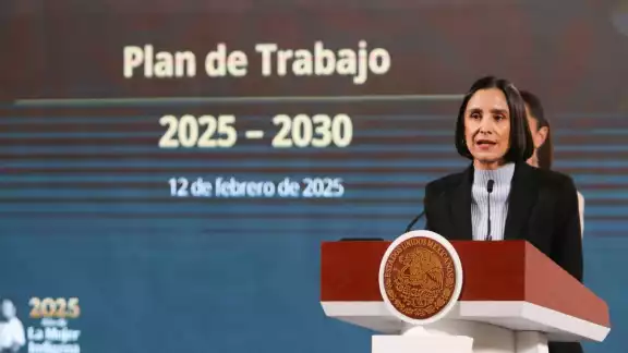 Luz Elena González Escobar, secretaria de Energía