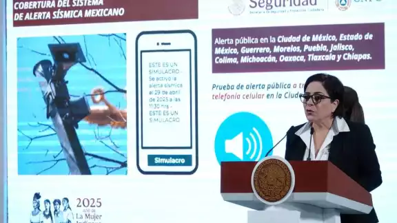 Laura Velázquez Alzúa, titular de la Coorddinación Nacional de Protección Civil Laura Velázquez Alzúa, titular de la Coorddinación Nacional de Protección Civil