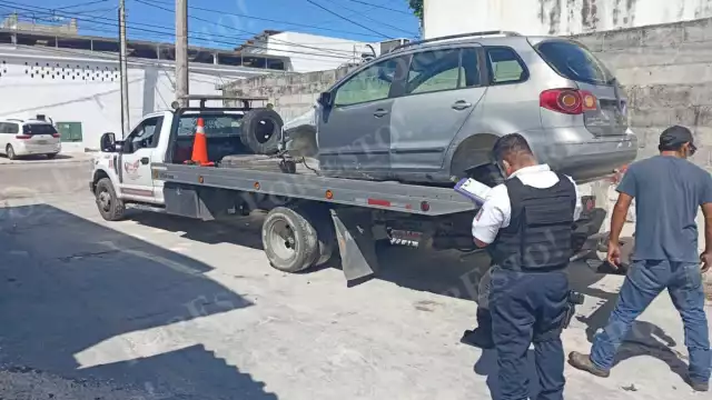 El programa para retirar vehículos abandonados sigue activo en Ciudad del Carmen.