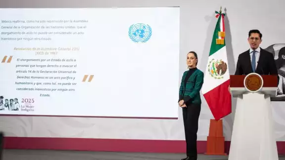 Roberto Velasco Álvarez,  subsecretario para América del Norte