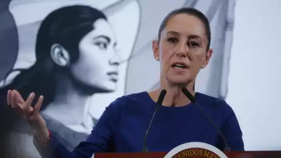 El proyecto ha dividido a la población, pues un sector lo apoya por el potencial impulso al turismo y otro se opone por la amenaza a los ecosistemas marinos
