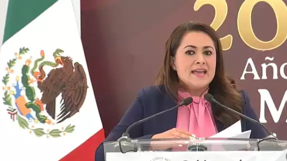 María Teresa Jiménez Esquivel, gobernadora de Aguascalientes María Teresa Jiménez Esquivel, gobernadora de Aguascalientes