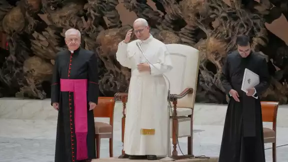 El Papa León XIV reconoció que existe resistencia dentro de la Iglesia para adoptar una normativa obligatoria a nivel mundial en temas de abuso sexual El Papa León XIV reconoció que existe resistencia dentro de la Iglesia para adoptar una normativa obligatoria a nivel mundial en temas de abuso sexual