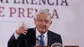 AMLO rechaza “venganzas políticas” contra Javier Corral por acusaciones de corrupción