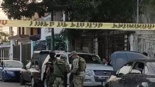 Intentan asesinar a un mecánico afuera de su casa en Cancún